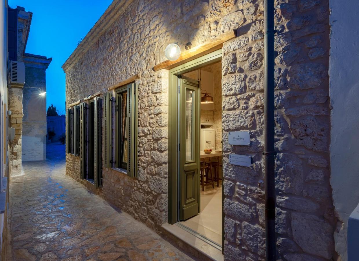 Villa Phaedra Chalki Town 外观 照片