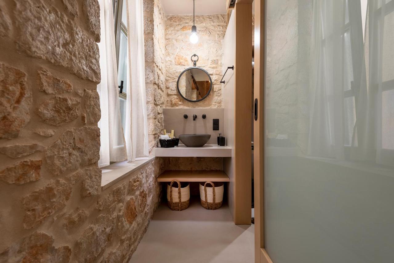 Villa Phaedra Chalki Town 外观 照片