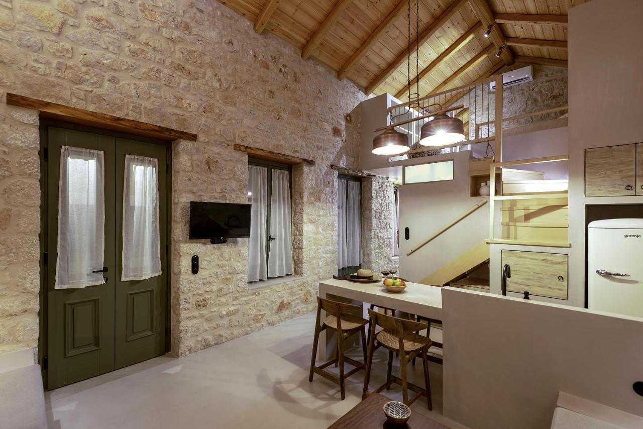 Villa Phaedra Chalki Town 外观 照片